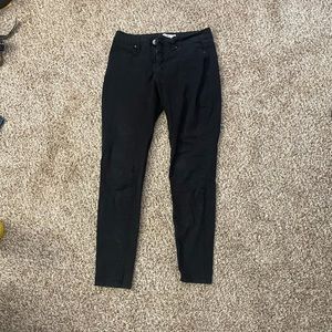 Black skinny jeans